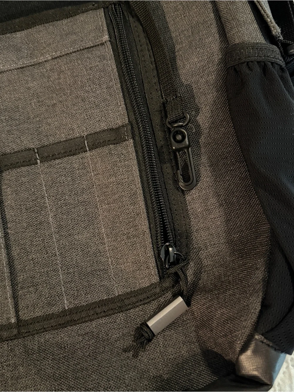 Ogio Slalom Black Messenger Bag